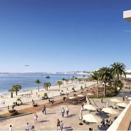 Studio Meuble Front De Mer Proche Aeroport De Nice 생로랑뒤바르